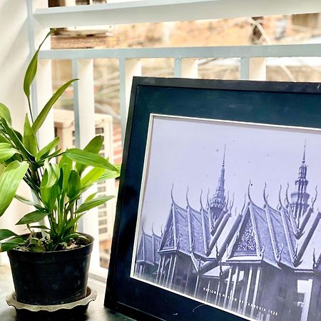Sky Apartments Riverside - 50M To Royal Palace Phnom Penh Luaran gambar