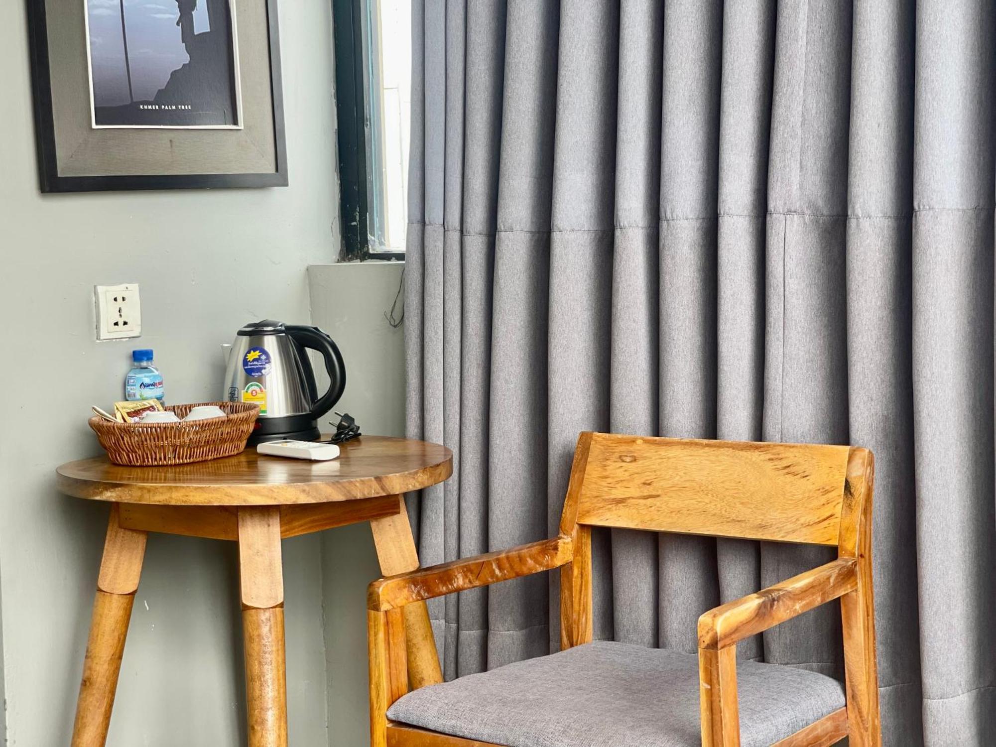 Sky Apartments Riverside - 50M To Royal Palace Phnom Penh Luaran gambar