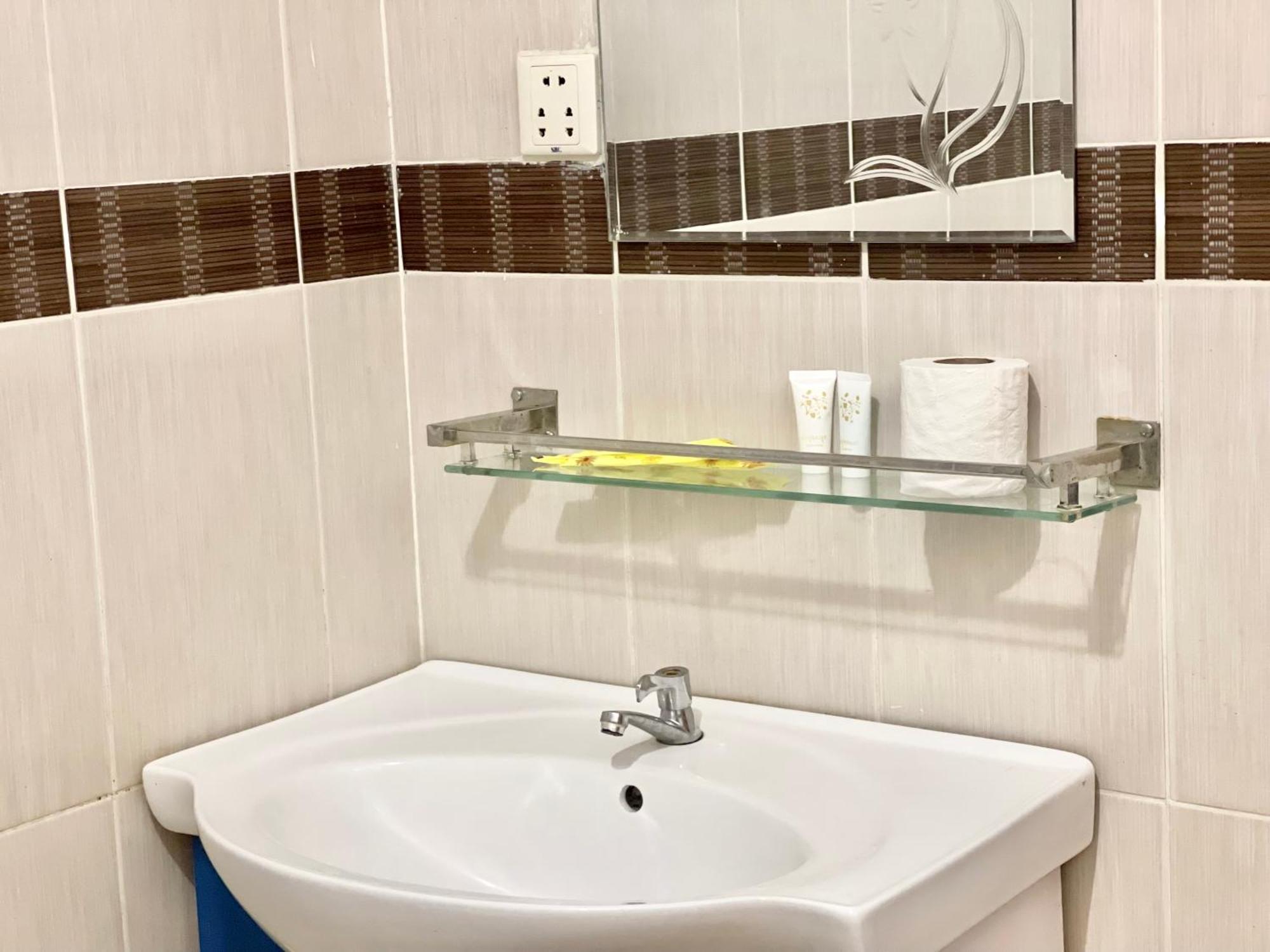 Sky Apartments Riverside - 50M To Royal Palace Phnom Penh Bilik gambar