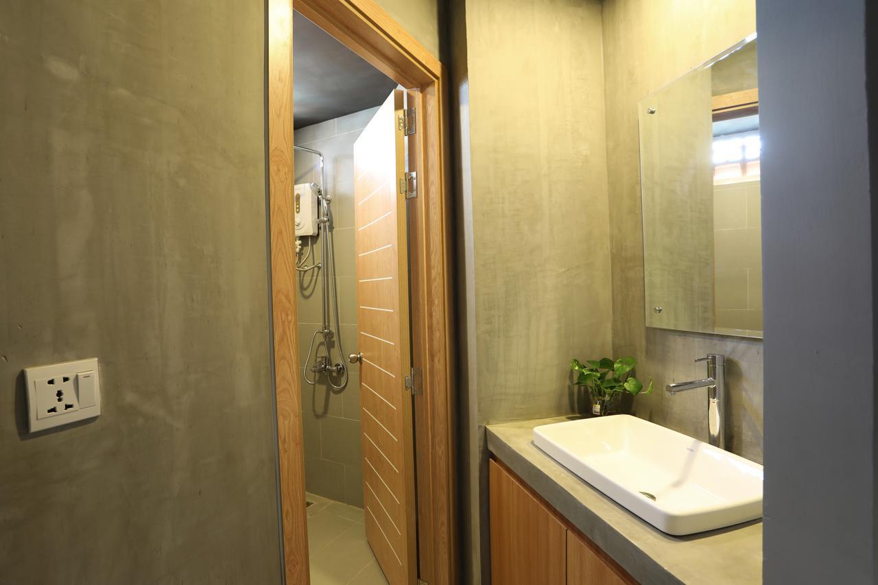 Sky Apartments Riverside - 50M To Royal Palace Phnom Penh Luaran gambar